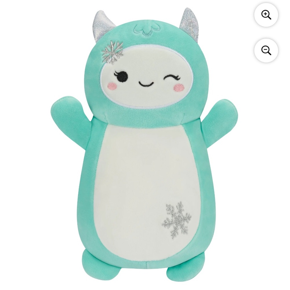 NWT! Squishmallows Hug Mees Yollie the Yeti Christmas Plush 10 inch